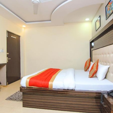 לקנאו Oyo 8883 Hotel Comfort Zone מראה חיצוני תמונה