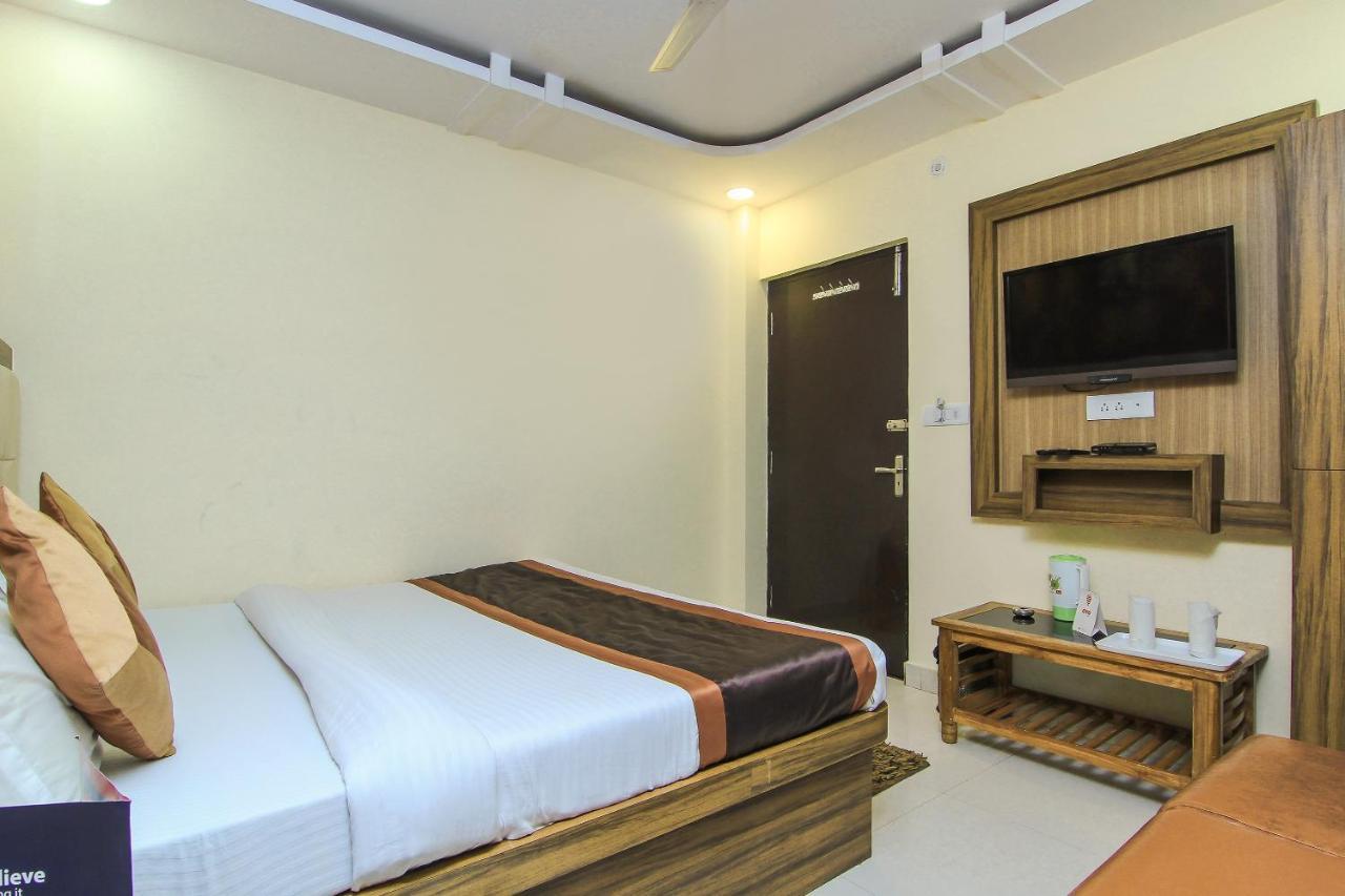 לקנאו Oyo 8883 Hotel Comfort Zone מראה חיצוני תמונה