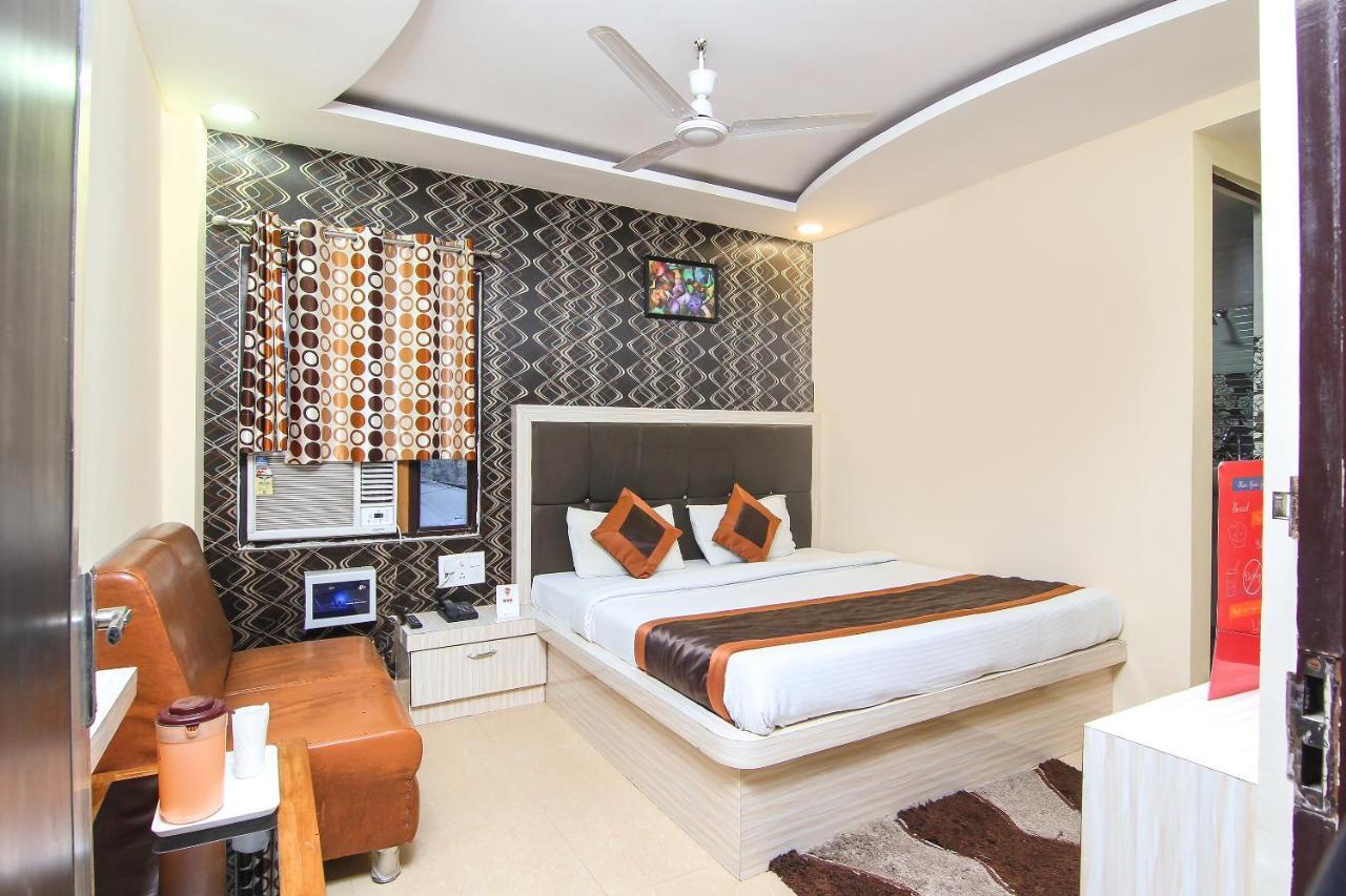 לקנאו Oyo 8883 Hotel Comfort Zone מראה חיצוני תמונה