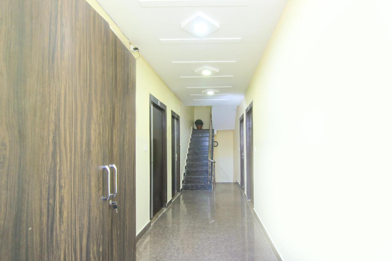 לקנאו Oyo 8883 Hotel Comfort Zone מראה חיצוני תמונה